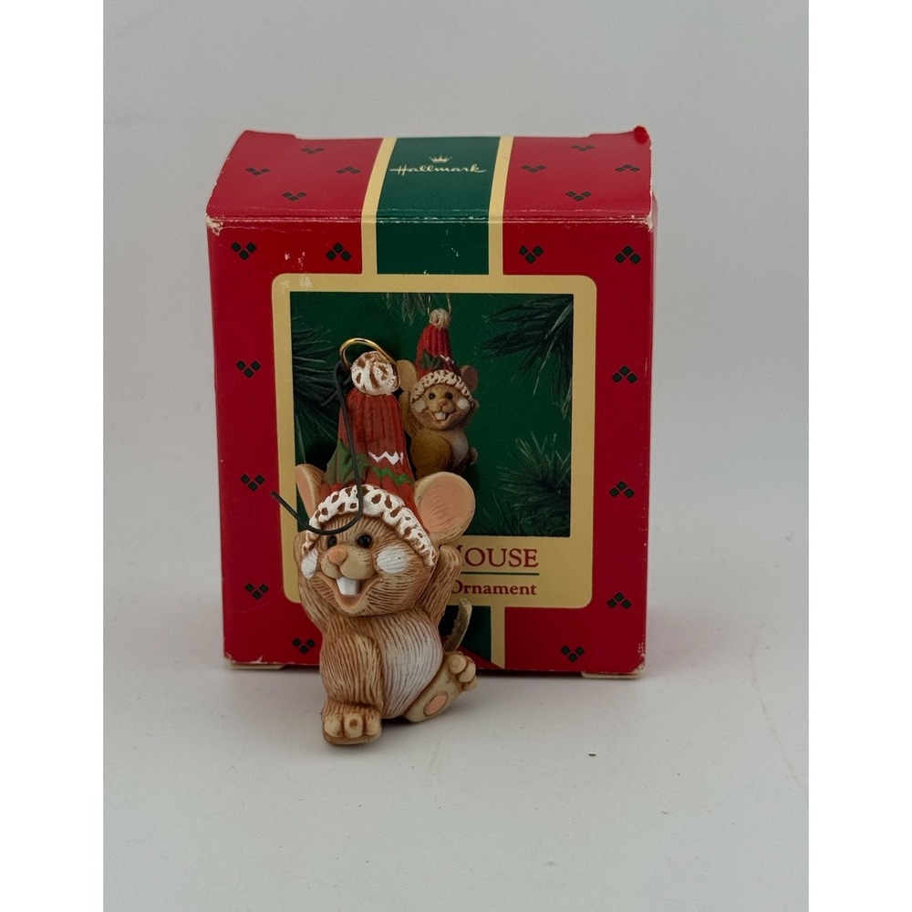 Hallmark Keepsake Ornament Merry Mouse Handcrafted 1985 Hong Kong in Box